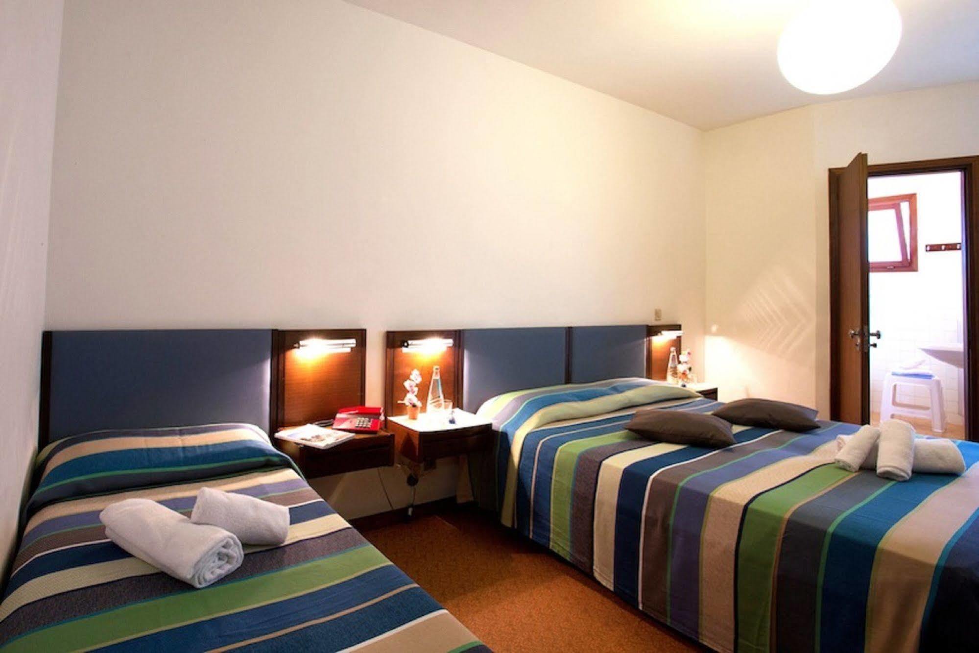 Hotel Plaza Γκράντο Εξωτερικό φωτογραφία