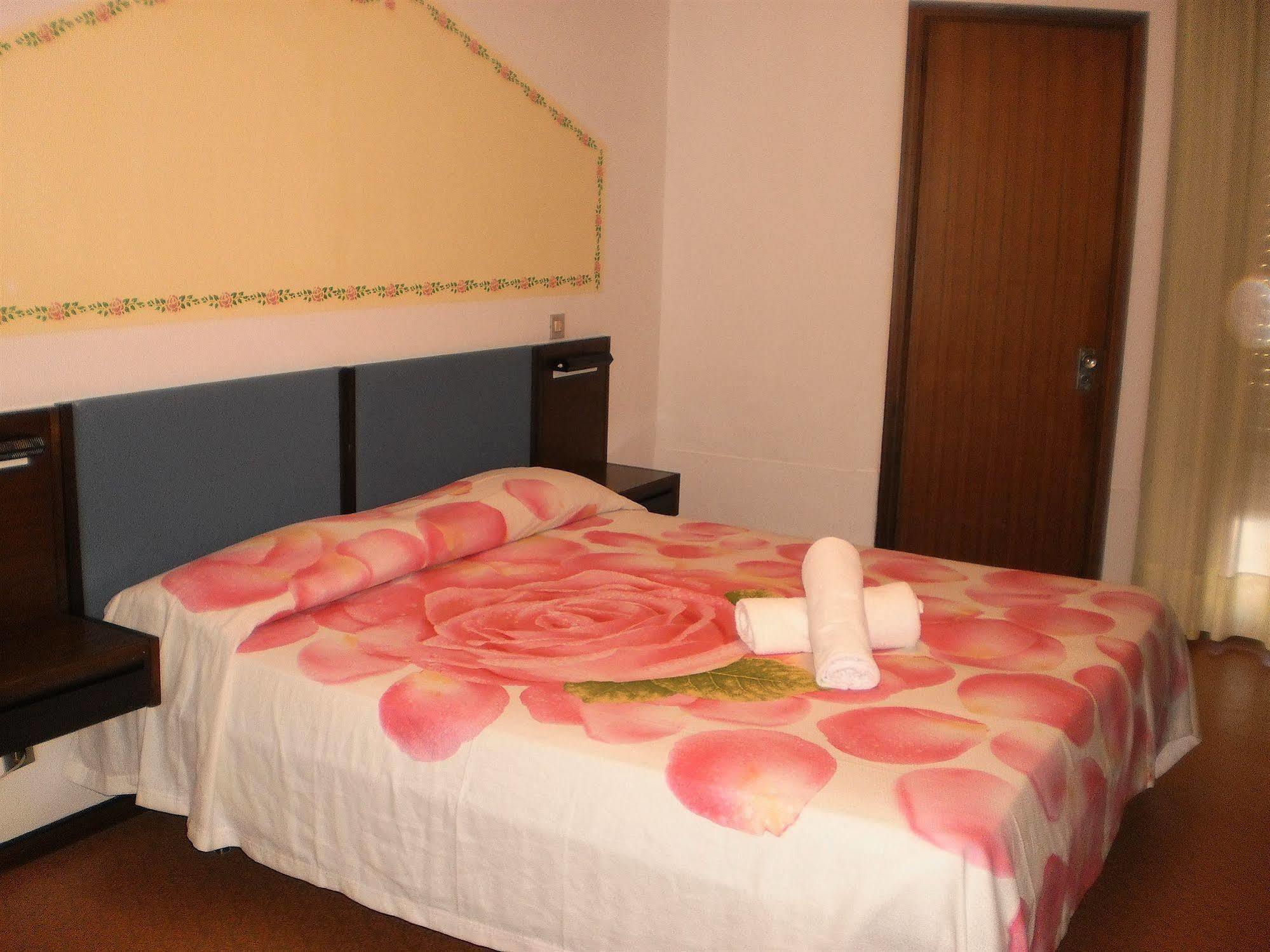 Hotel Plaza Γκράντο Εξωτερικό φωτογραφία